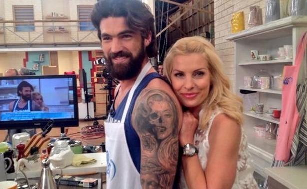 Δημήτρης Αλεξάνδρου: Ανακοίνωσε ο ίδιος την ανανέωση της συνεργασίας του με την Ελένη Μενεγάκη