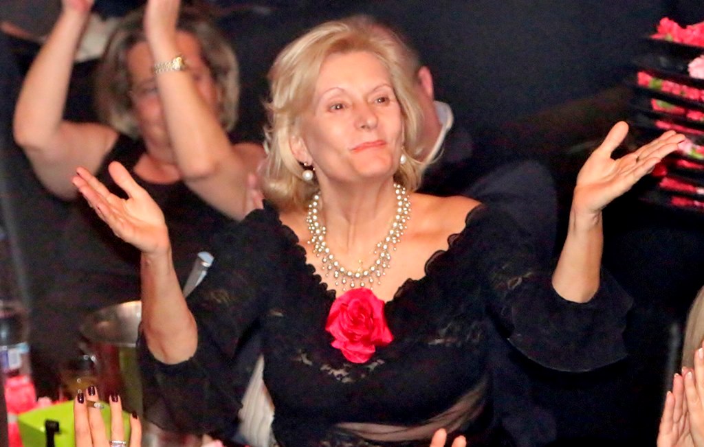 ΖΕΤΑ ΜΕΝΕΓΑΚΗ