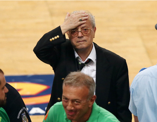 Η αντίδραση του Θανάση Γιαννακόπουλου μετά το τρίποντο Σπανούλη