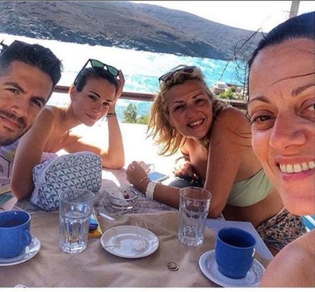 ΜΠΟΥΣΔΟΥΚΟΥ