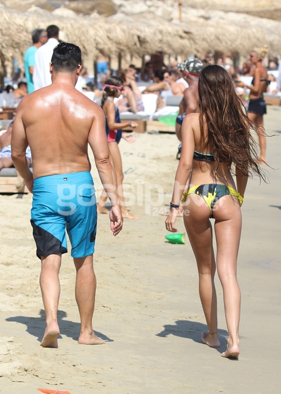 ΠΑΡΟΥΣΙΑΣΤΗΣ