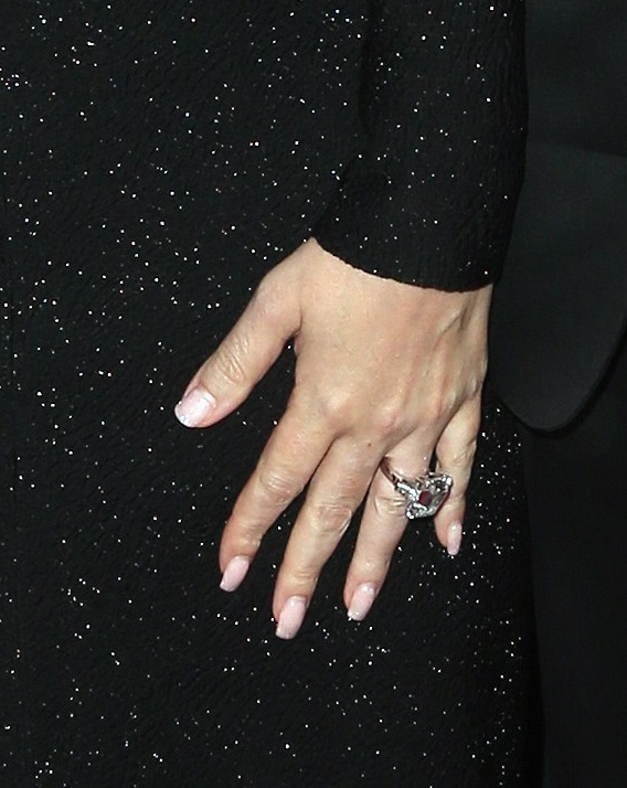 ΤΡΑΓΟΥΔΙΣΤΡΙΑ