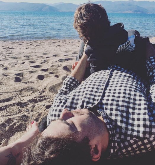 ΠΑΠΟΥΤΣΑΚΗ