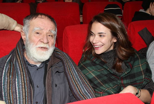 ΜΠΟΥΣΔΟΥΚΟΥ