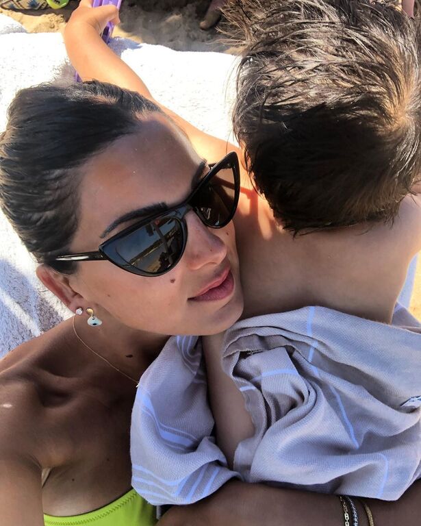 f